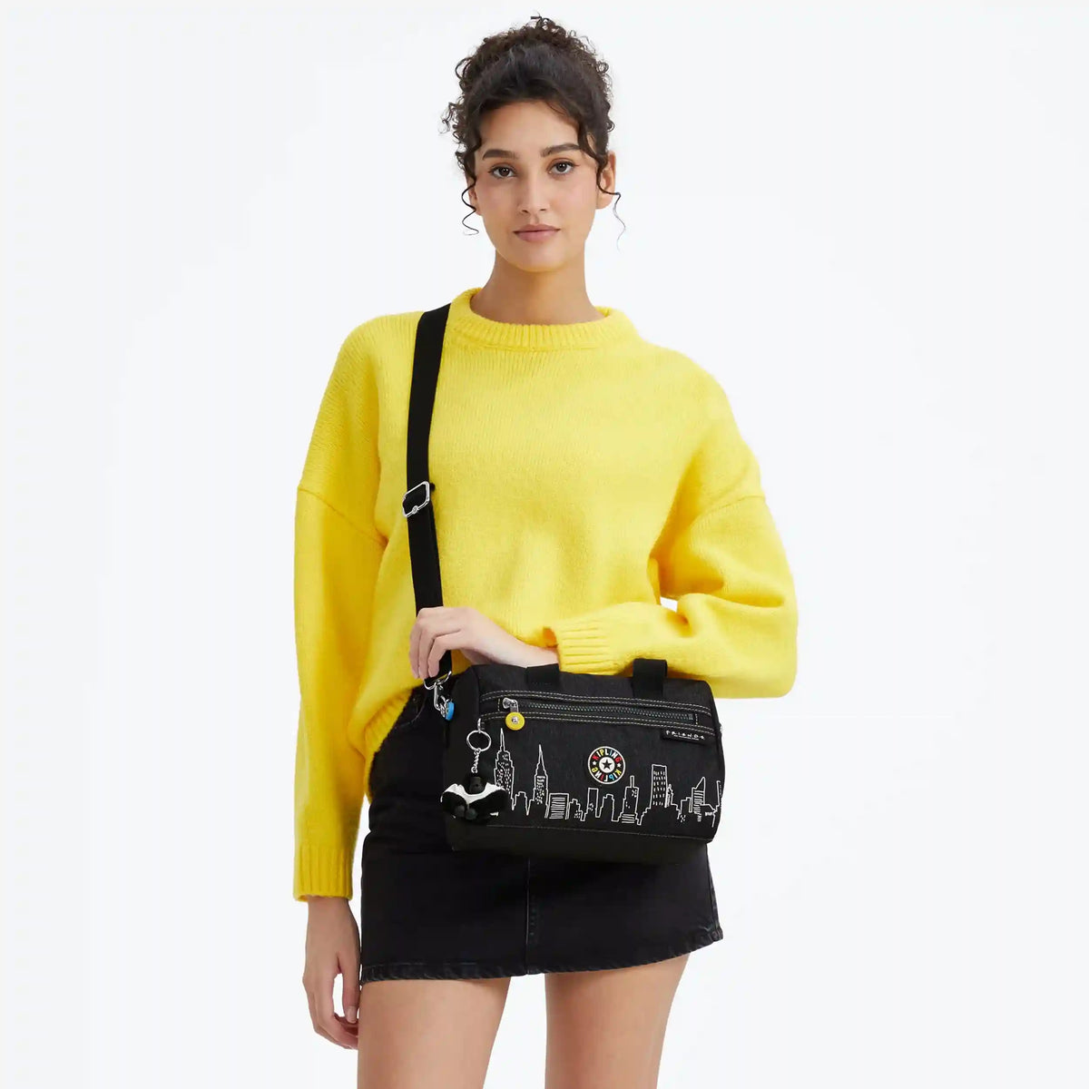 Friends Bina Medium Zip Shoulder Bag